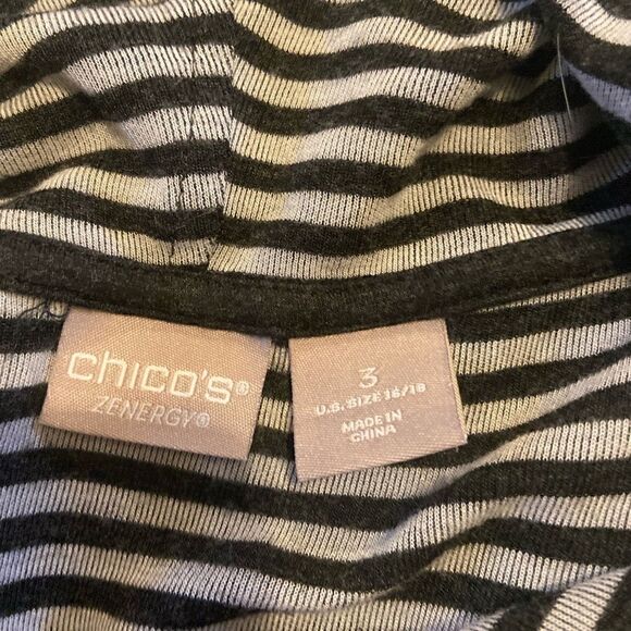 Chicos Zenergy size 3 Cowl Neck Black Gray Striped Tunic Pullover Viscose Blend - Picture 7 of 8